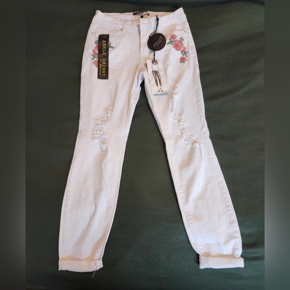 Angel Kiss L.A. White Embroider Floral Distress Skinny Ankle Jean W Juniors S 7
